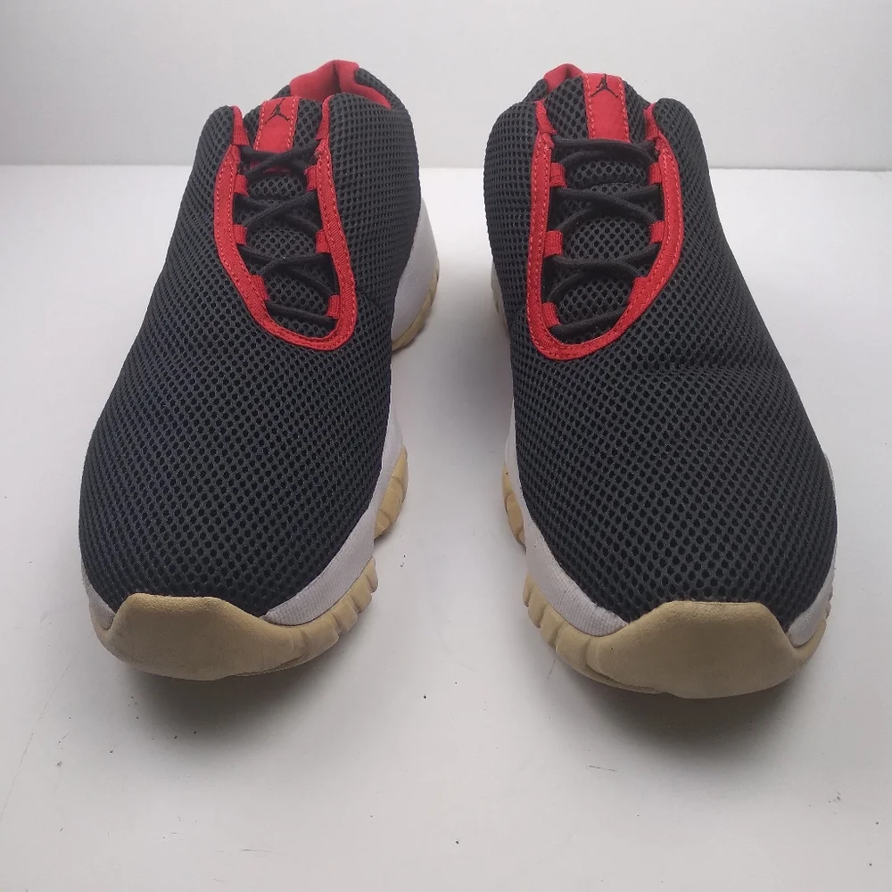 Jordan Future Black / Red size 13 low cut  Sneakers 718948-001.